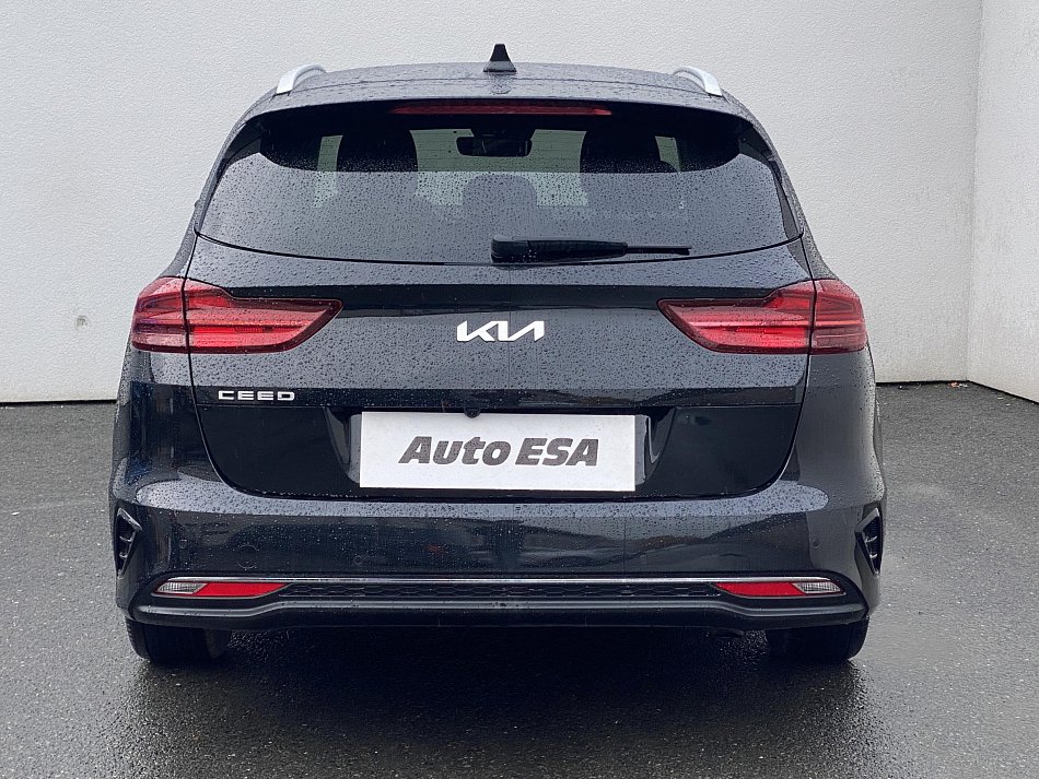 Kia Ceed 1.5 T-GDi TOP