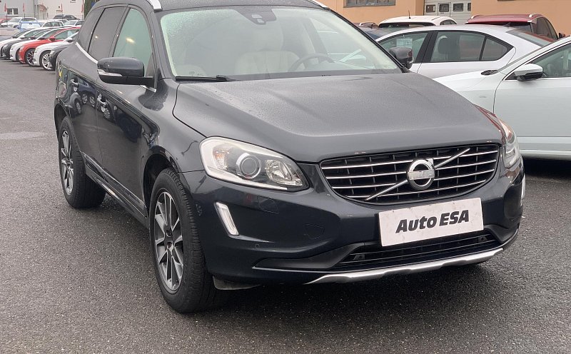 Volvo XC60 2.4 D4 Summum AWD
