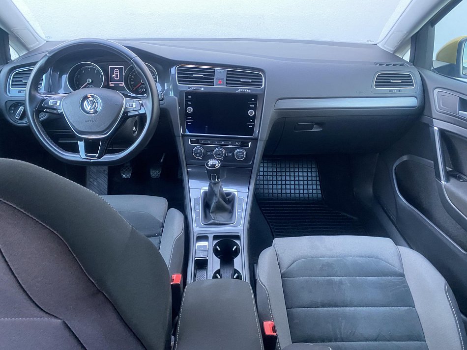 Volkswagen Golf 1.5TSi 