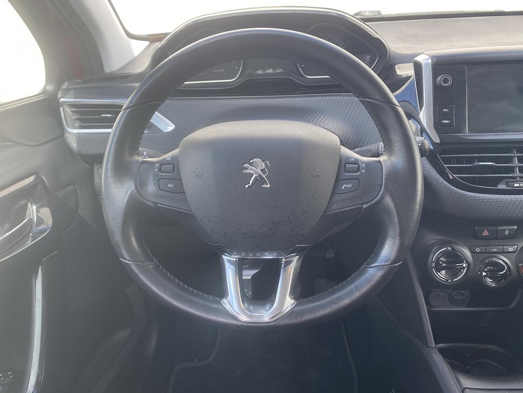 Peugeot 208 1.2 VTi Style