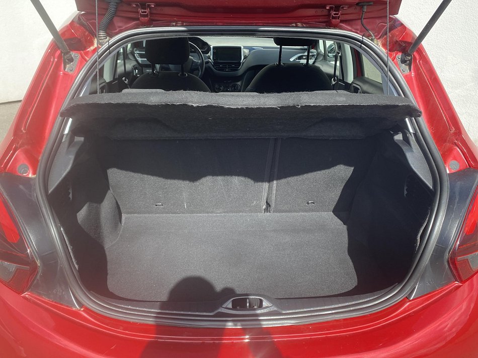 Peugeot 208 1.2 VTi Style