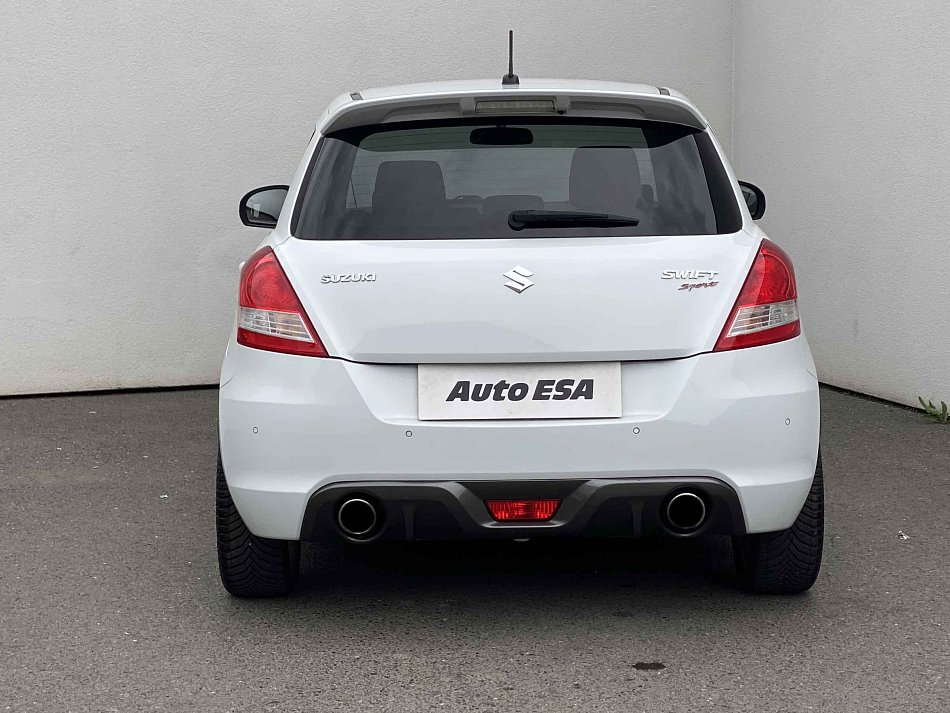 Suzuki Swift 1.6i 
