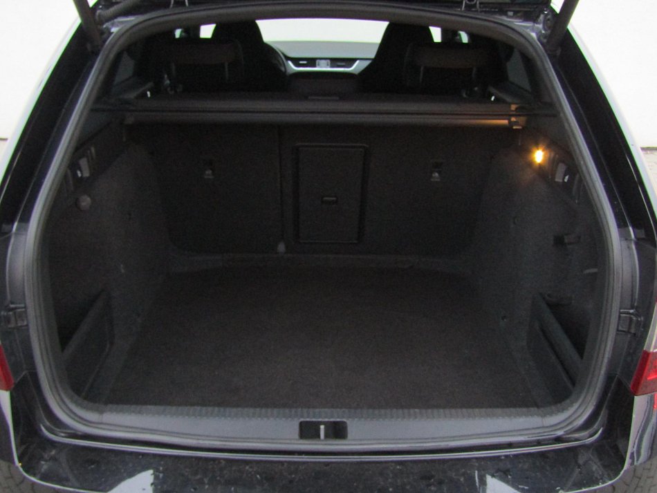 Škoda Octavia III 2.0TDi RS