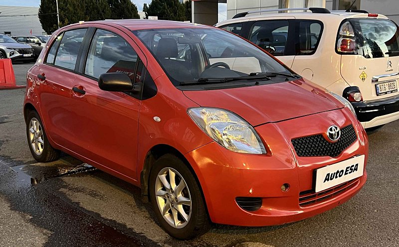 Toyota Yaris 1.0 i 