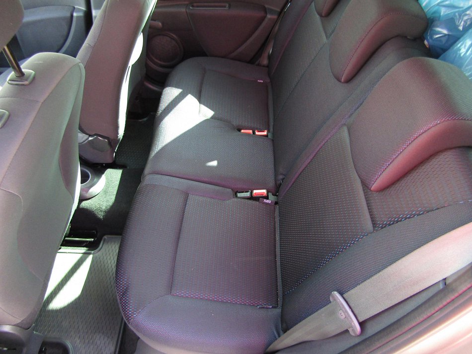 Renault Clio 1.2i 