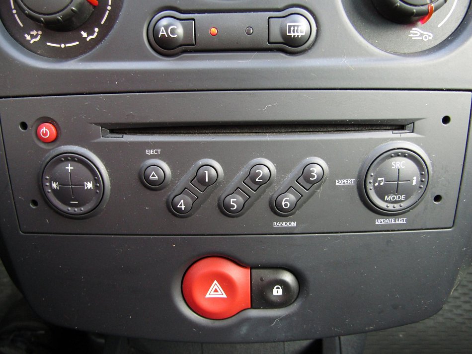 Renault Clio 1.2i 