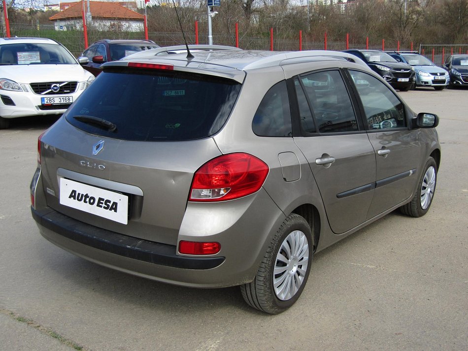 Renault Clio 1.2i 