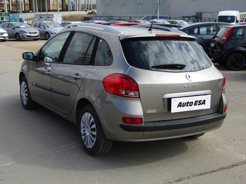 Renault Clio 1.2i 