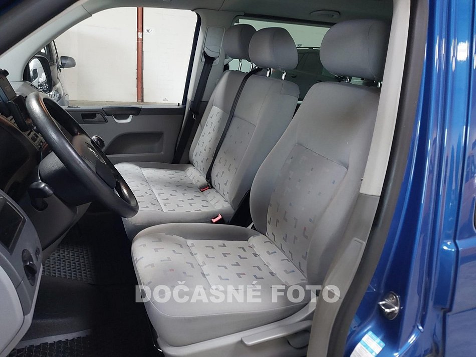 Volkswagen Caravelle 2.5TDi Trendline