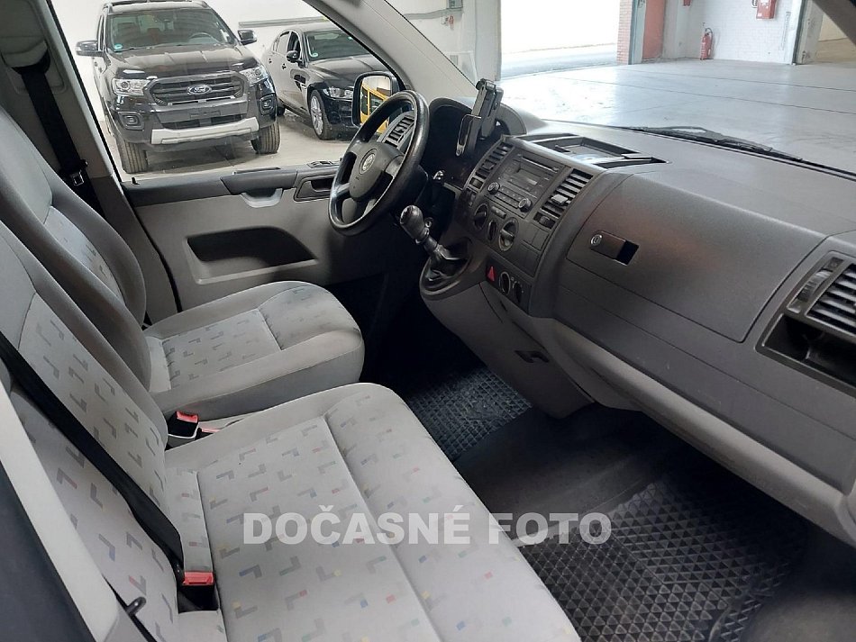 Volkswagen Caravelle 2.5TDi Trendline