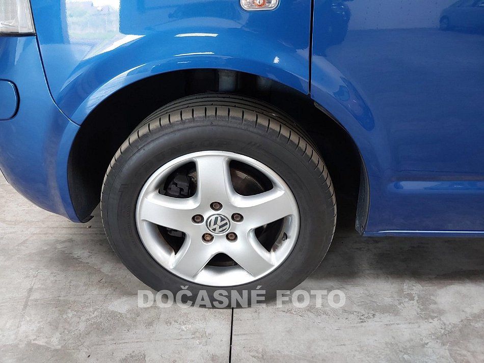 Volkswagen Caravelle 2.5TDi Trendline