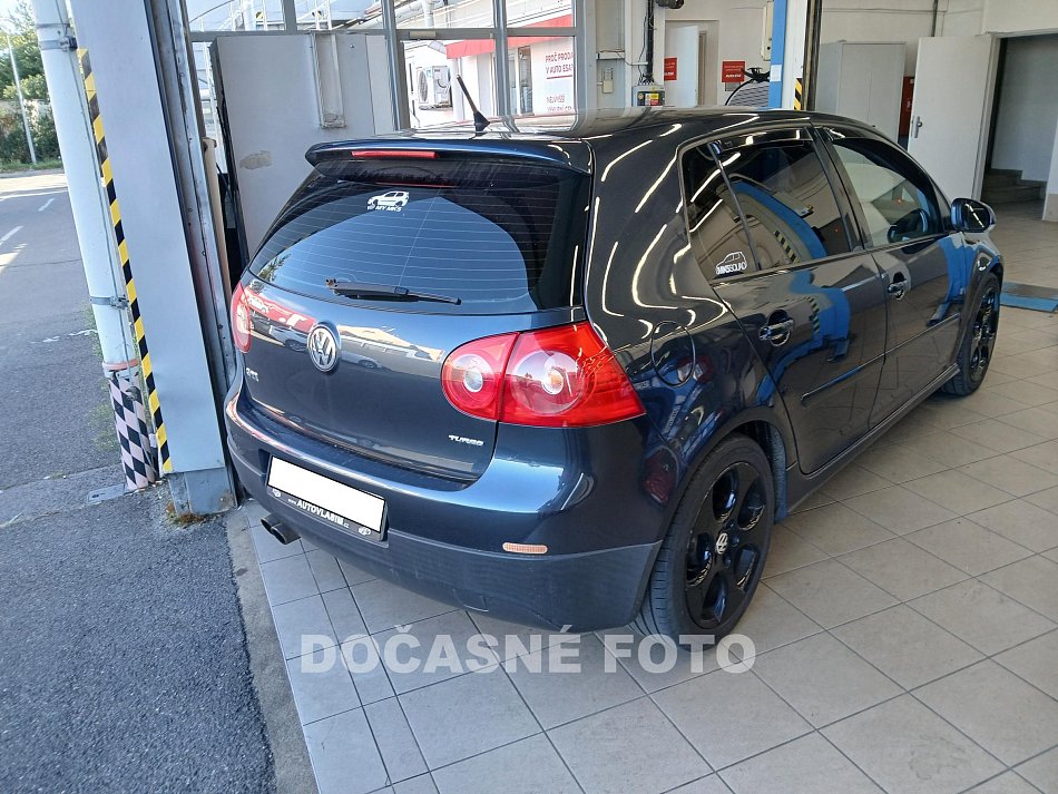 Volkswagen Golf 2.0 TSi 