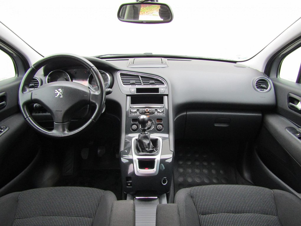 Peugeot 5008 1.6HDi 
