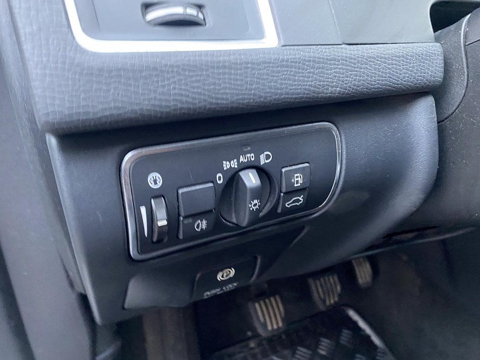 Volvo XC60 2.4 D5  4x4