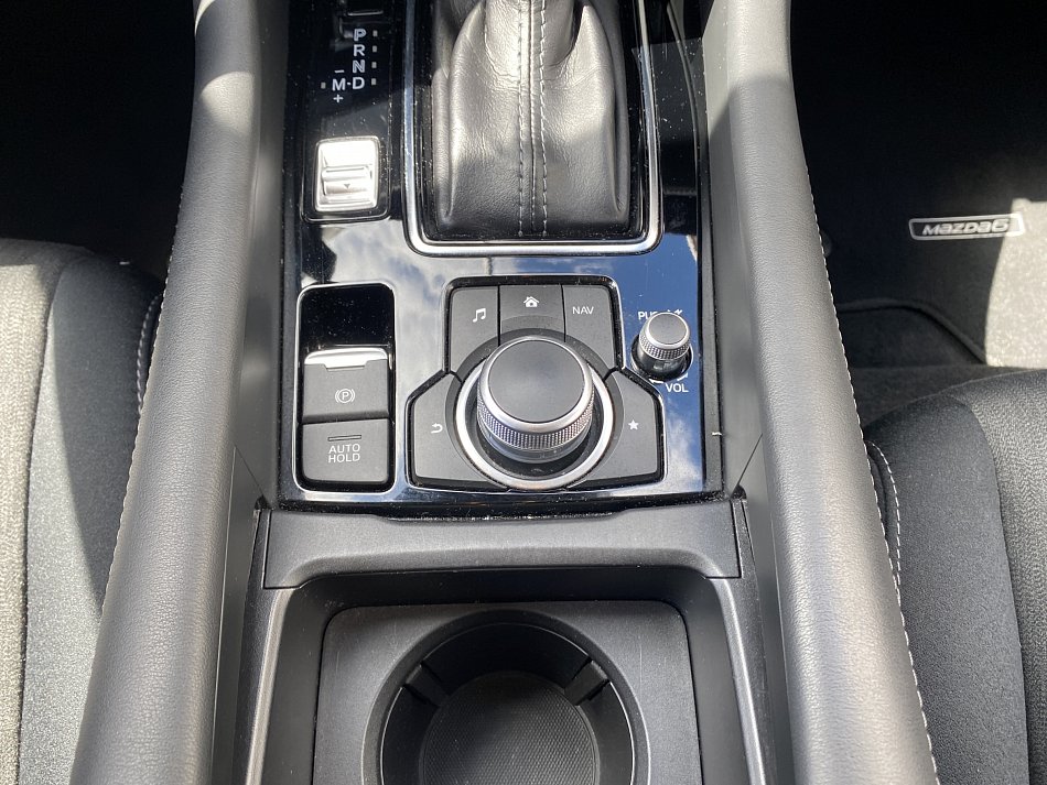 Mazda 6 2.5i 