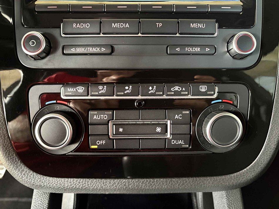 Volkswagen Scirocco 2.0 tsi 