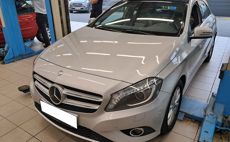 Mercedes-Benz Třída A 1.6i  180