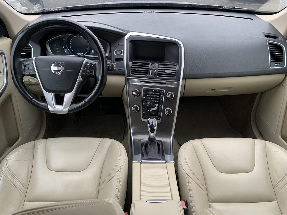 Volvo XC60 2.4 D4 Summum AWD