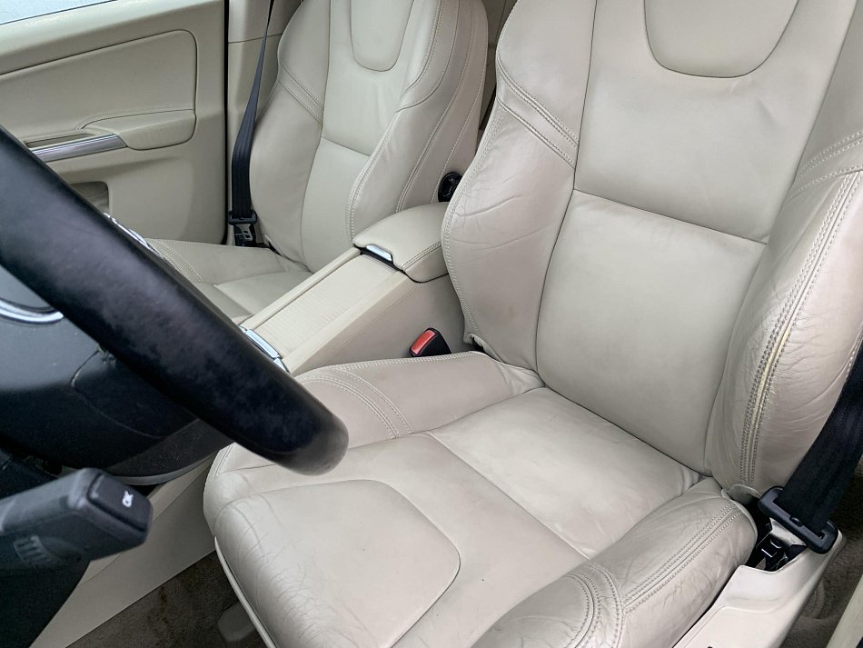 Volvo XC60 2.4 D4 Summum AWD