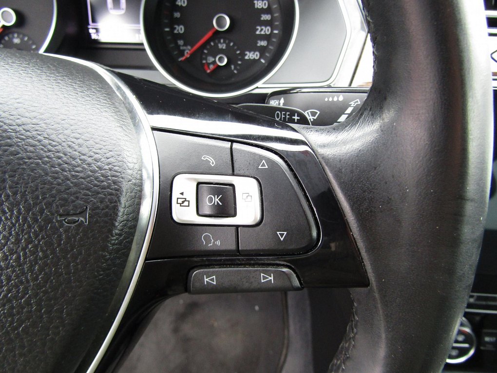 Volkswagen Passat 2.0 TDi 