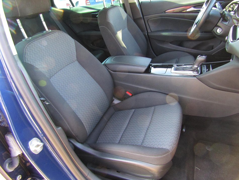Opel Insignia 2.0CDTI 