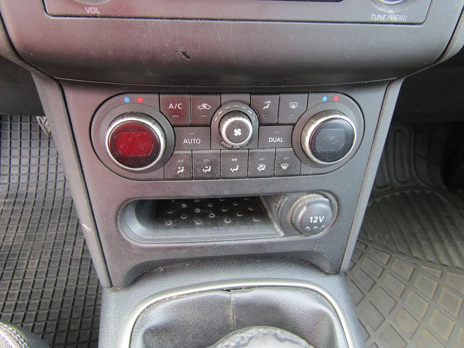 Nissan Qashqai 2.0dCi 