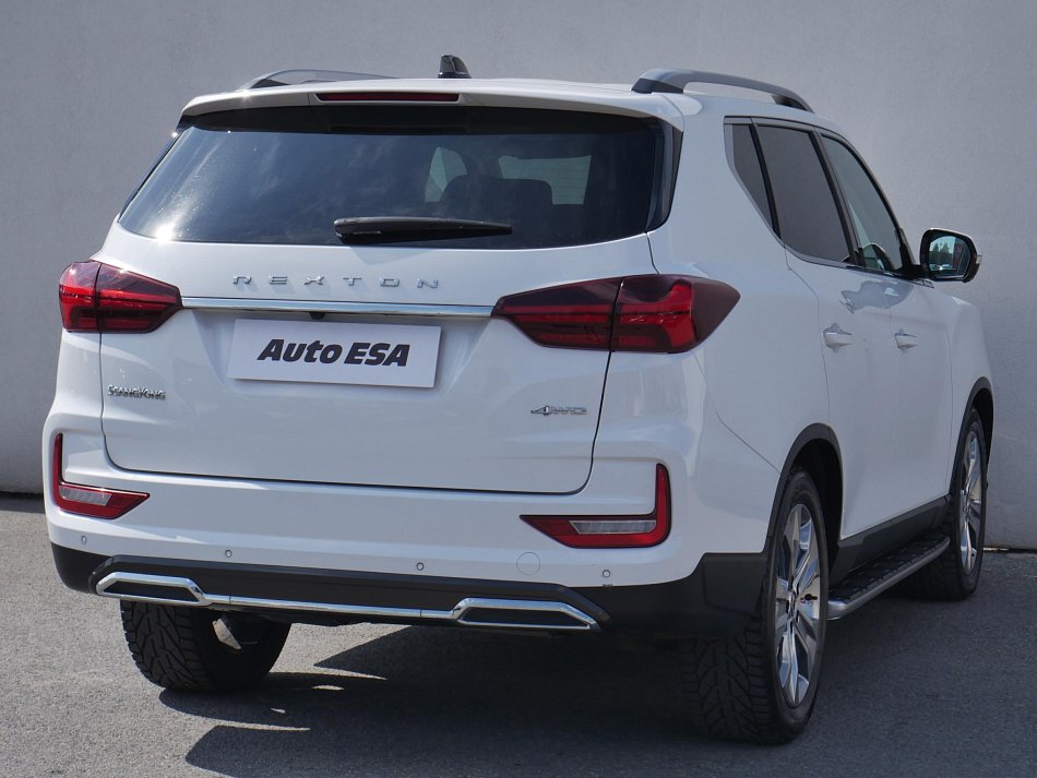 SsangYong Rexton 2.2 CRDi  4x4, 7míst