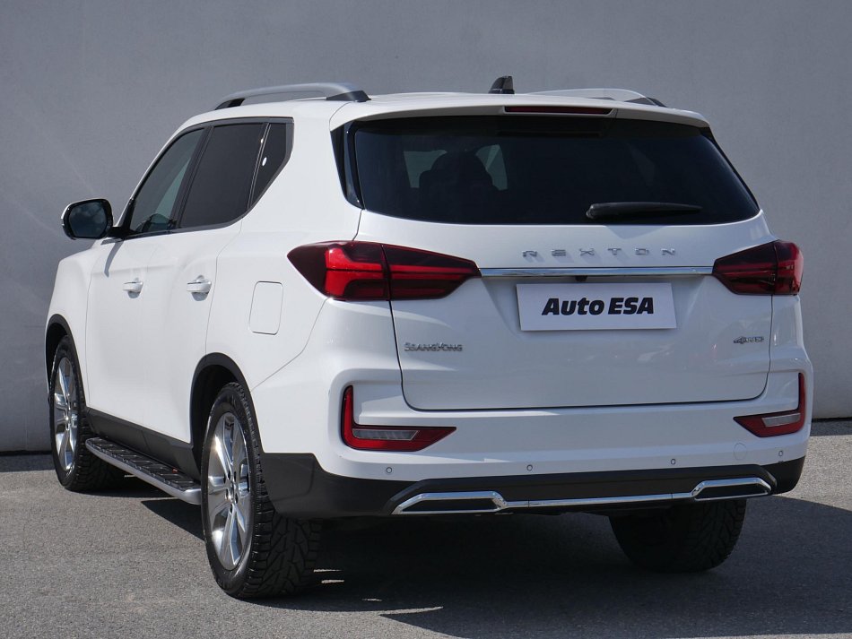 SsangYong Rexton 2.2 CRDi  4x4, 7míst