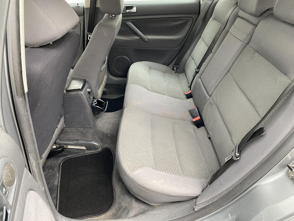 Volkswagen Passat 1.9TDi 