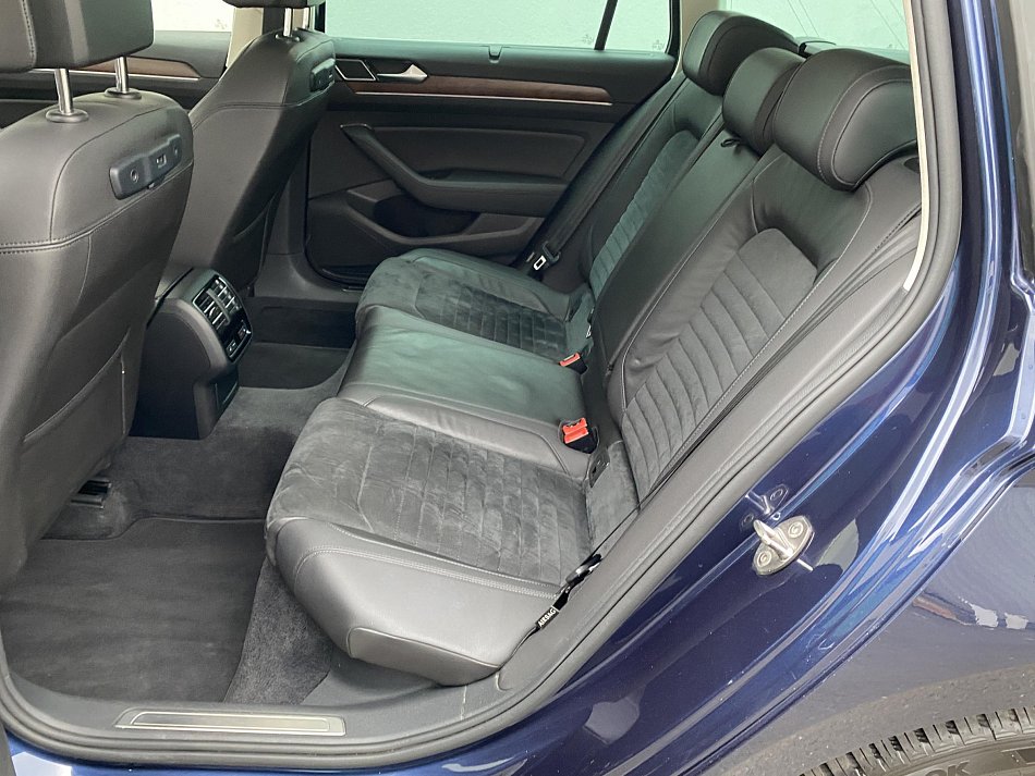 Volkswagen Passat 2.0 TDI Highline 4x4