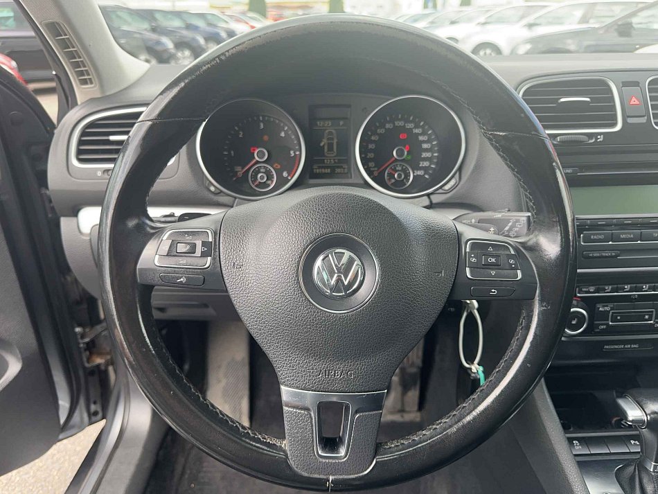 Volkswagen Golf 1.6 TDi 