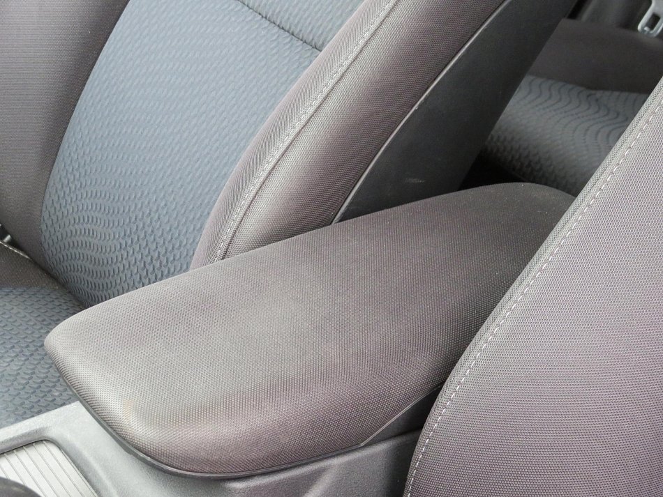 Honda Civic 1.8 i-VTEC Sport