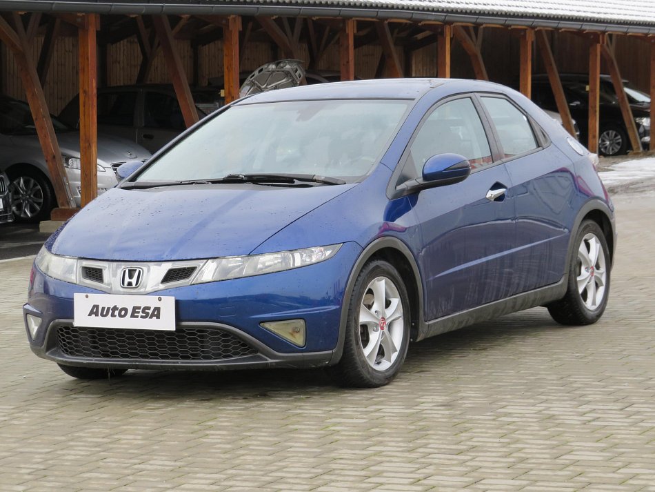 Honda Civic 1.8 i-VTEC Sport