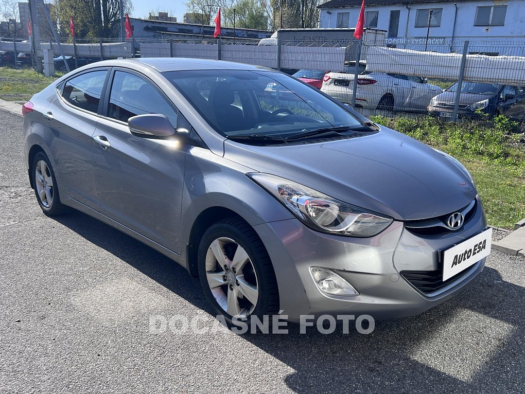 Hyundai Elantra 1.6i 