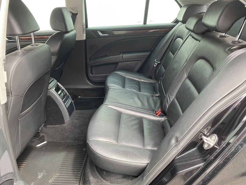 Škoda Superb II 2.0 TDi Elegance