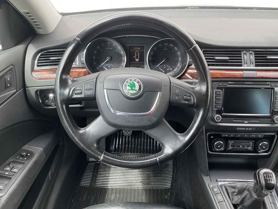 Škoda Superb II 2.0 TDi Elegance