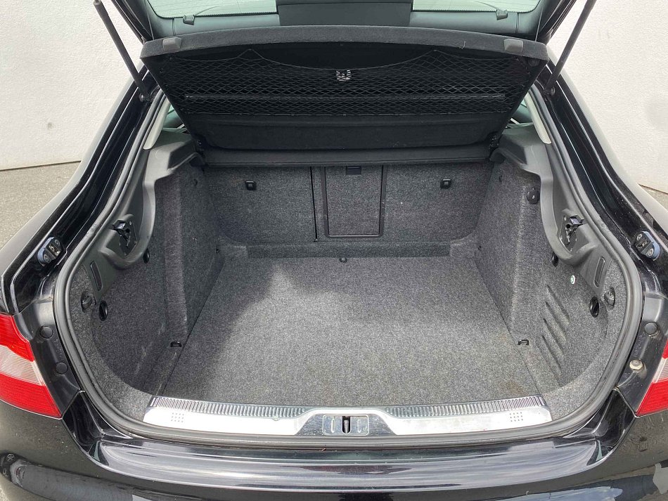 Škoda Superb II 2.0 TDi Elegance