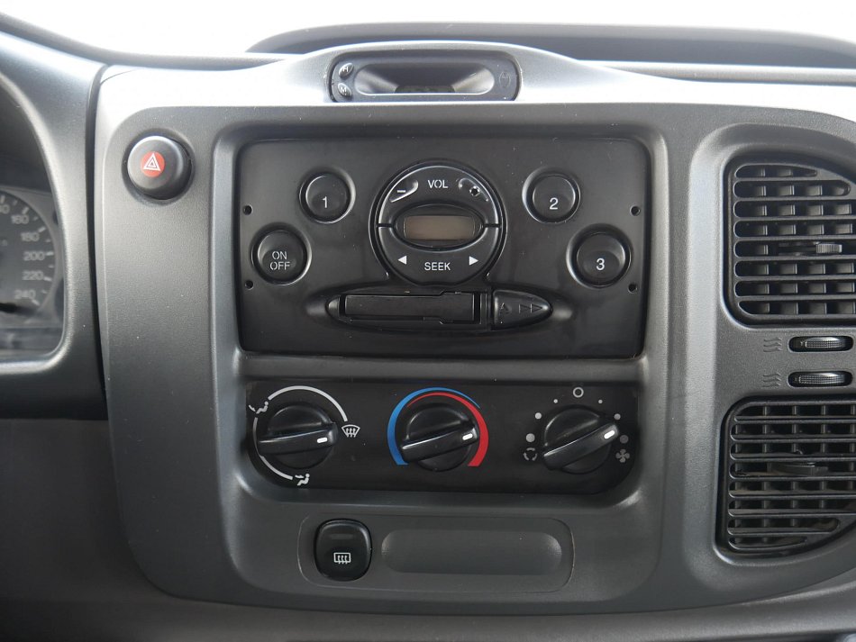Ford Transit 2.0TDCi  L1H2 6míst