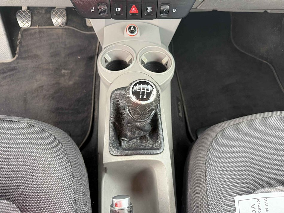 Volkswagen New Beetle 1.8T 
