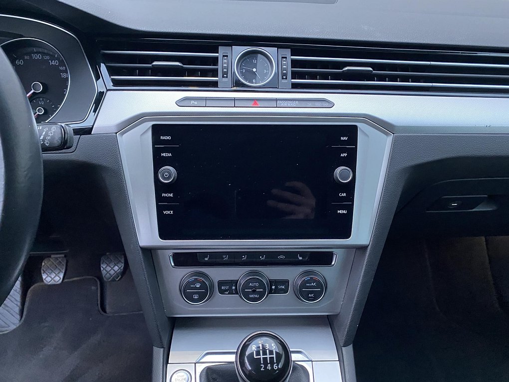 Volkswagen Passat 2.0 TDi 