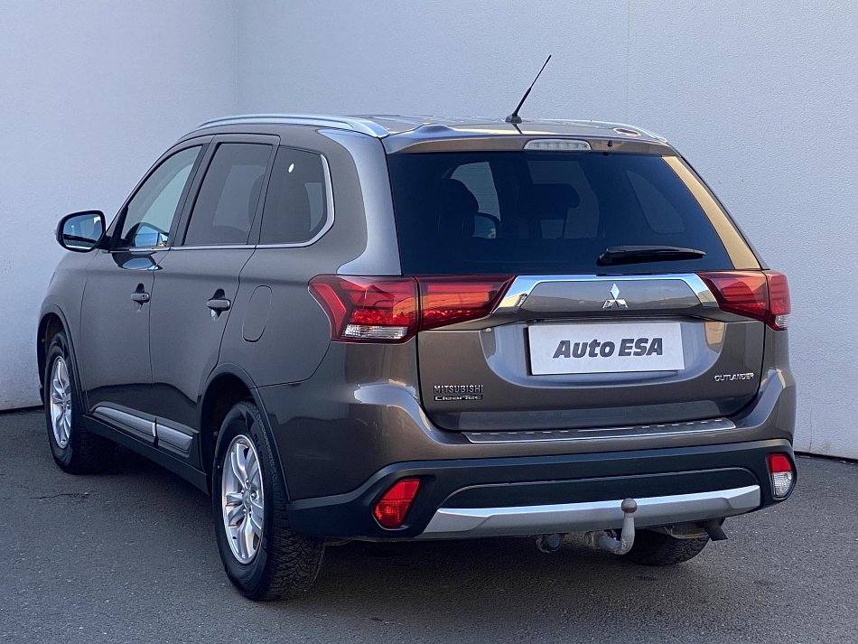 Mitsubishi Outlander 2.0 MiVEC 