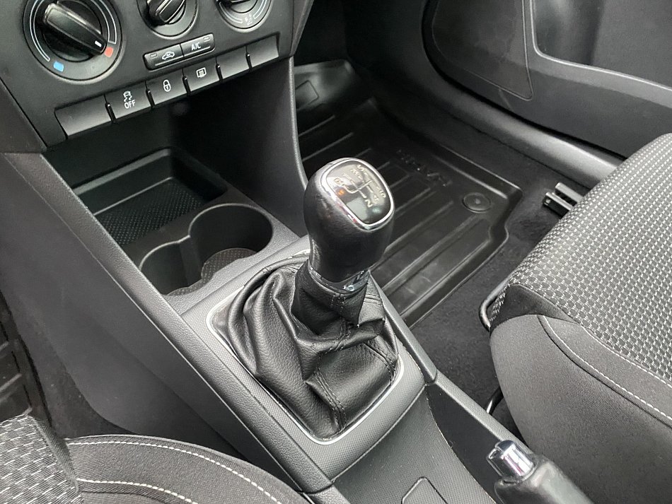 Škoda Rapid 1.2 TSI Sport