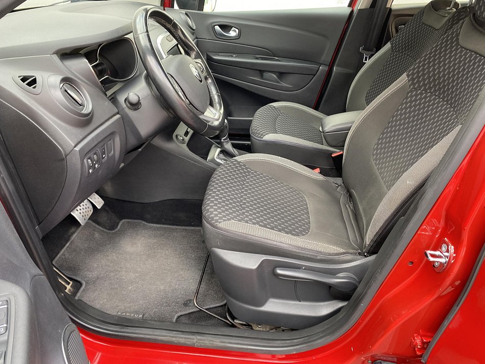 Renault Captur 1.2TCe Intense
