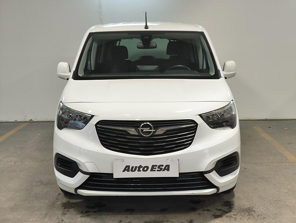 Opel Combo 1.2T 