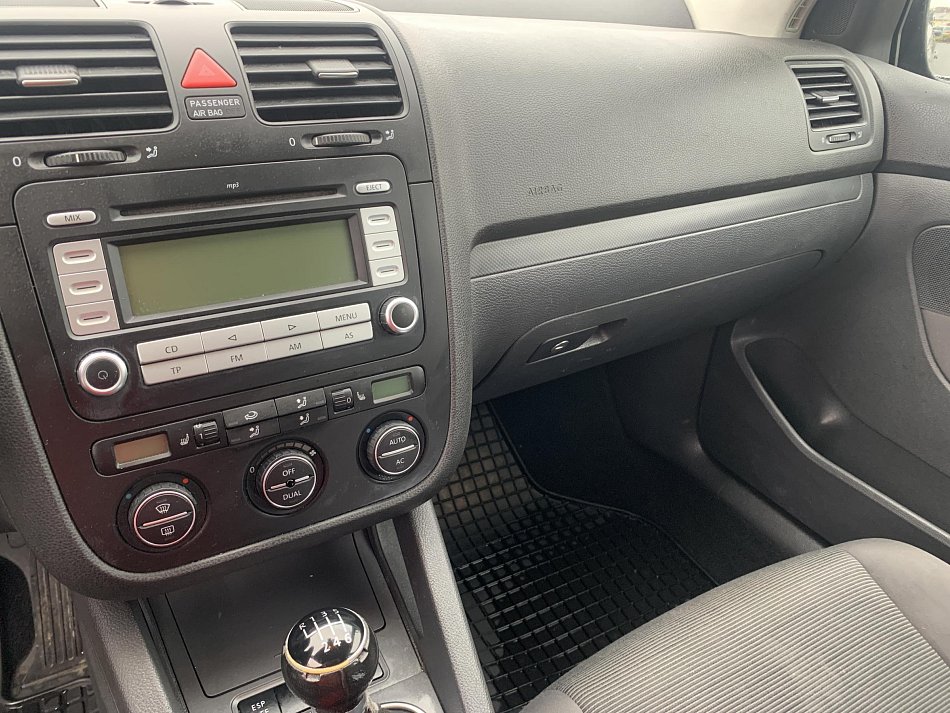 Volkswagen Golf 1.4 TSi 