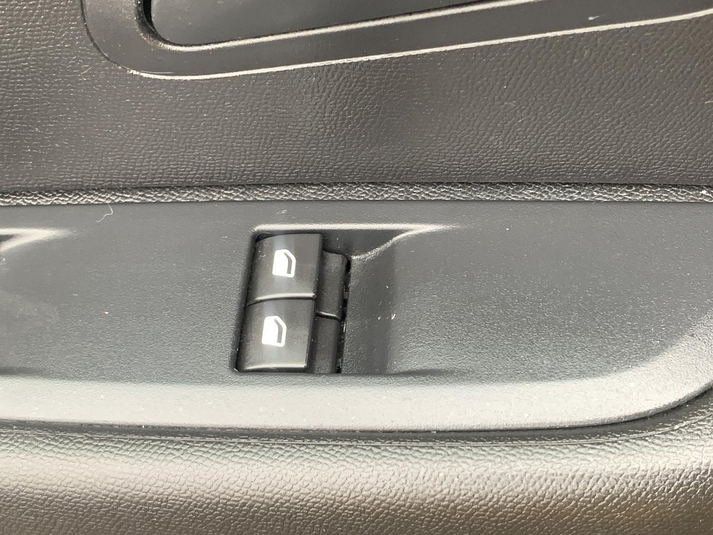 Peugeot 208 1.2 PT Access