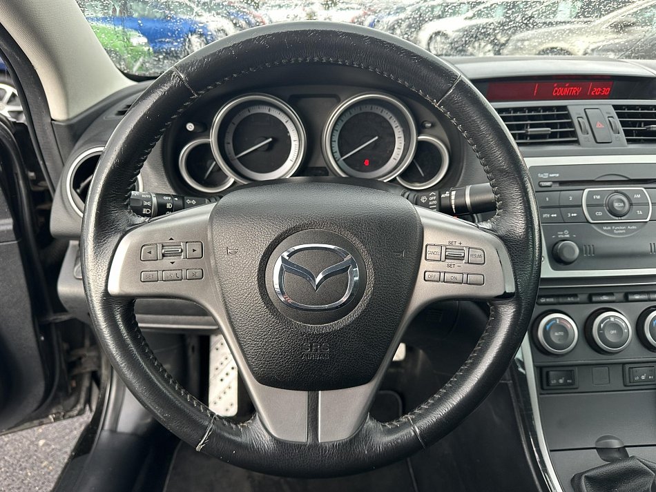 Mazda 6 2.5i 
