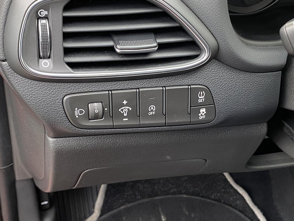 Hyundai I30 1.5 DPi Start