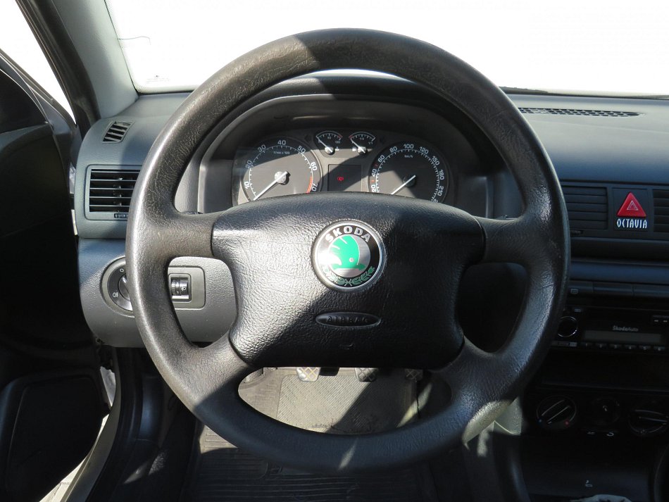 Škoda Octavia 1.6i 