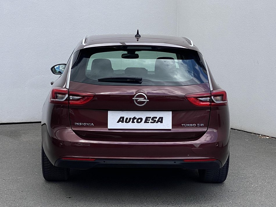 Opel Insignia 2.0 D  4x4